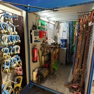 Rigging container